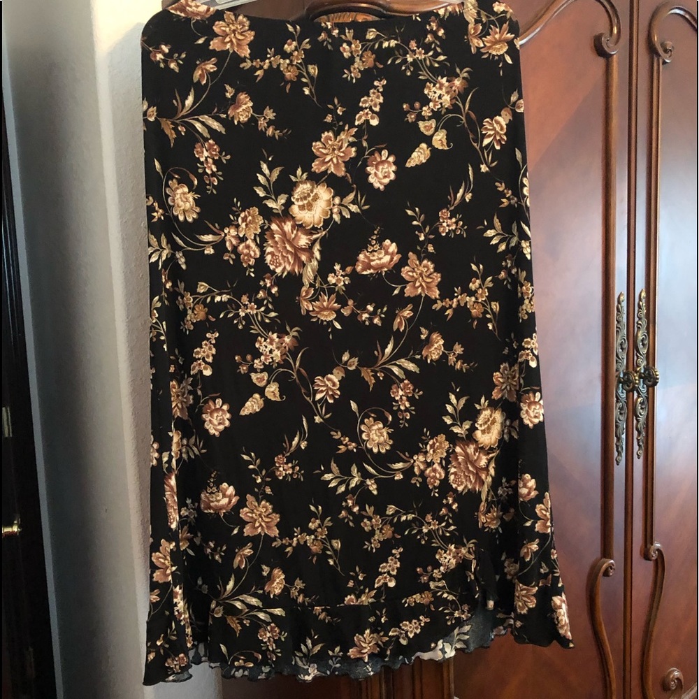 🇺🇸 Cute Floral skirt Size XL